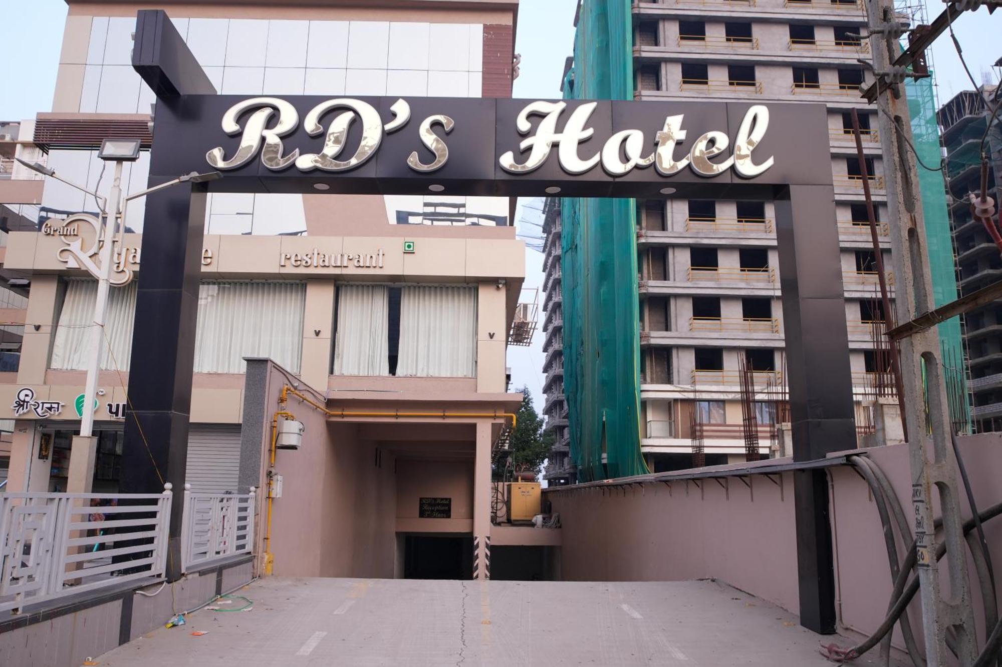 אחמדאבאד Rds Hotel מראה חיצוני תמונה